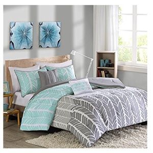 Intelligent Design Bedding - Twin Bed Comforter Set Intelligent Design Bedding - Twin Bed Comforter Set